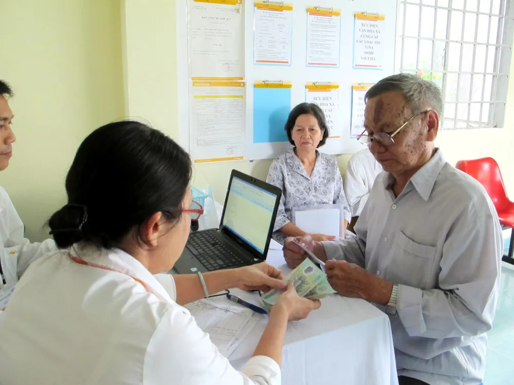 Lương hưu chỉ bằng công nhân học việc ảnh 1