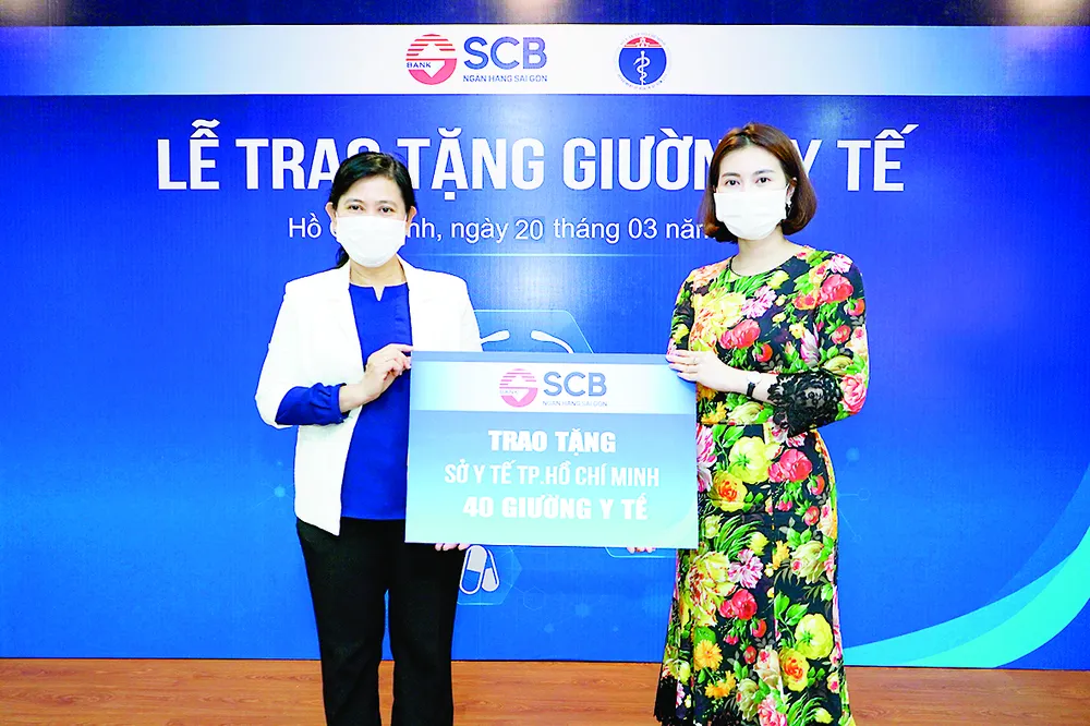 Cán bộ nhân viên SCB tặng 100 giường y tế và 1,3 tỷ đồng chung tay chống dịch bệnh COVID-19 ảnh 3