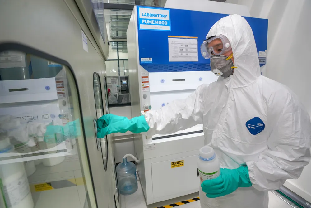 Vingroup bắt tay vào sản xuất máy thở và máy đo thân nhiệt ảnh 1