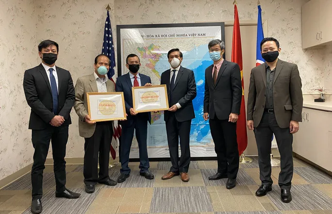 Ông David Dương với trái tim thiện nguyện luôn hướng về quê hương ảnh 1