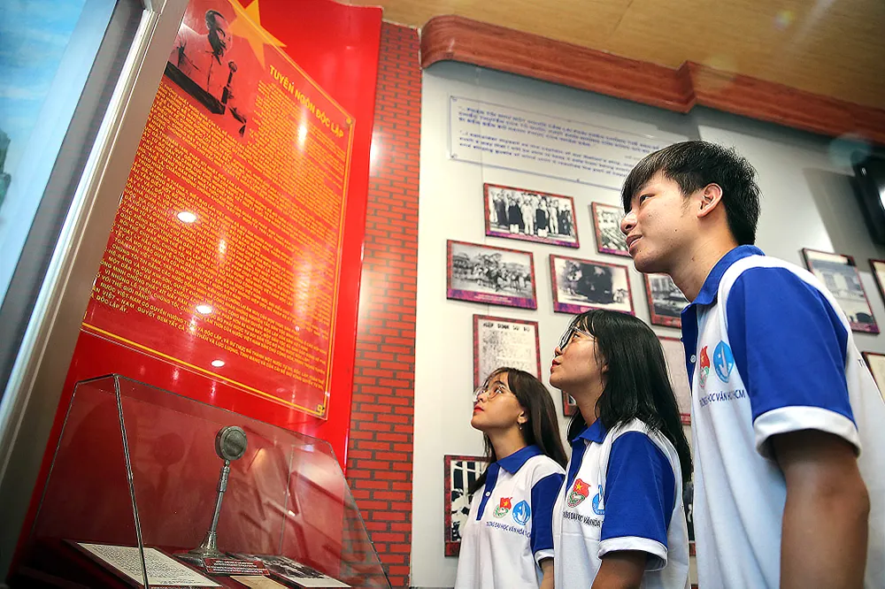 Hội nhập quốc tế từ bản sắc văn hóa Việt ảnh 1