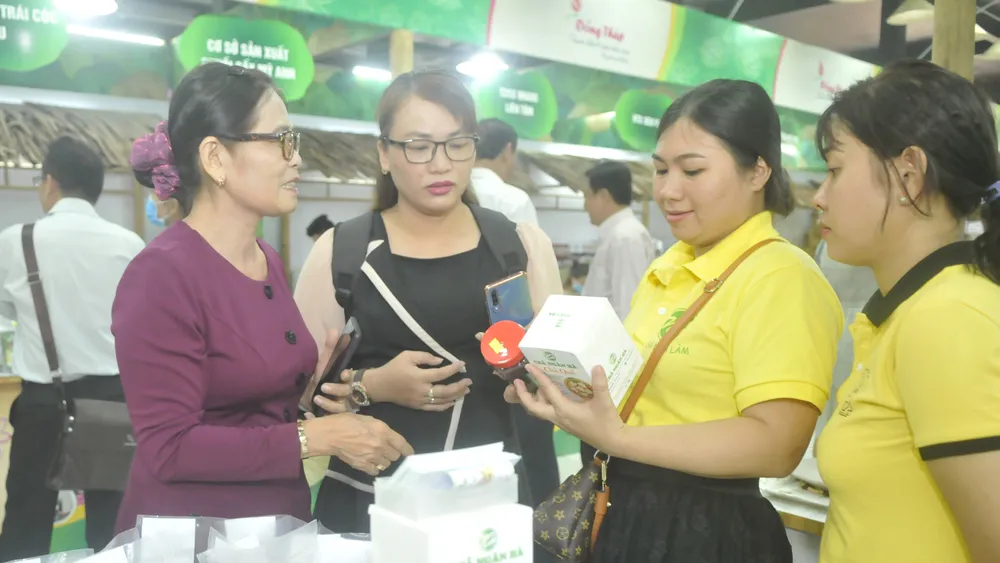 Gần 500 DN tham gia khuyến mãi kích cầu tiêu dùng năm 2020   ảnh 3