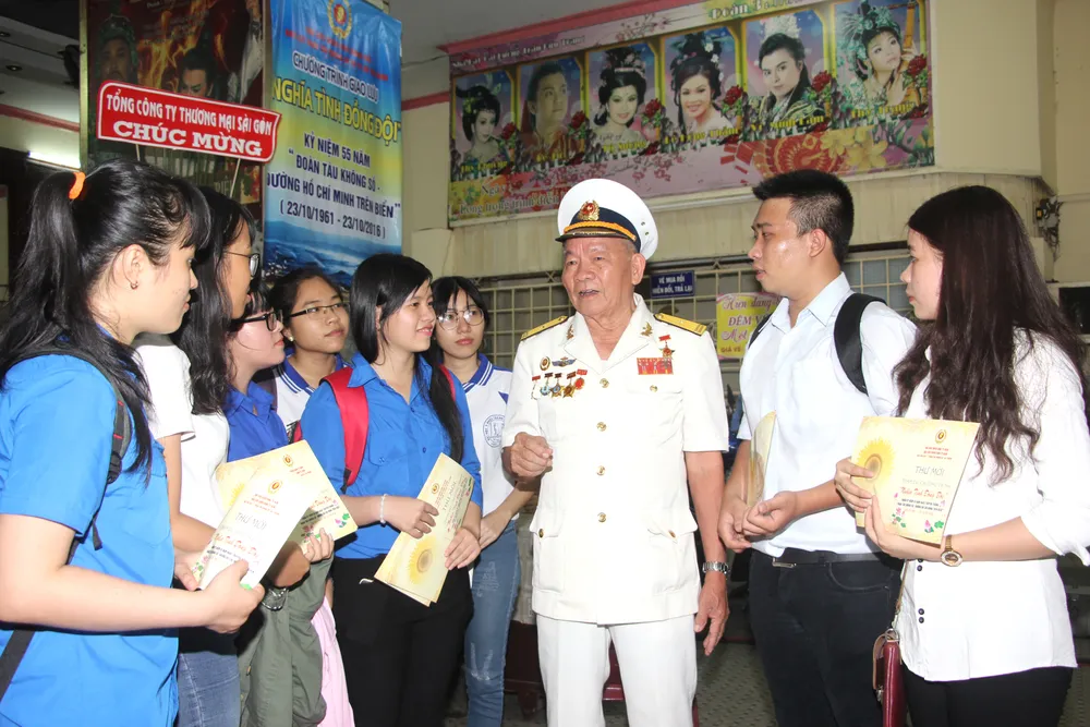 Chuyện về người anh hùng Đoàn tàu không số ảnh 1