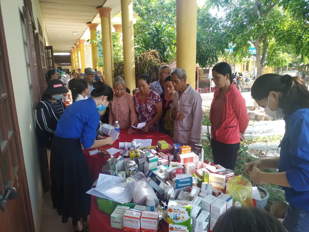 Tuổi trẻ ngành y tri ân người có công ở Triệu Phước (Quảng Trị) ảnh 3