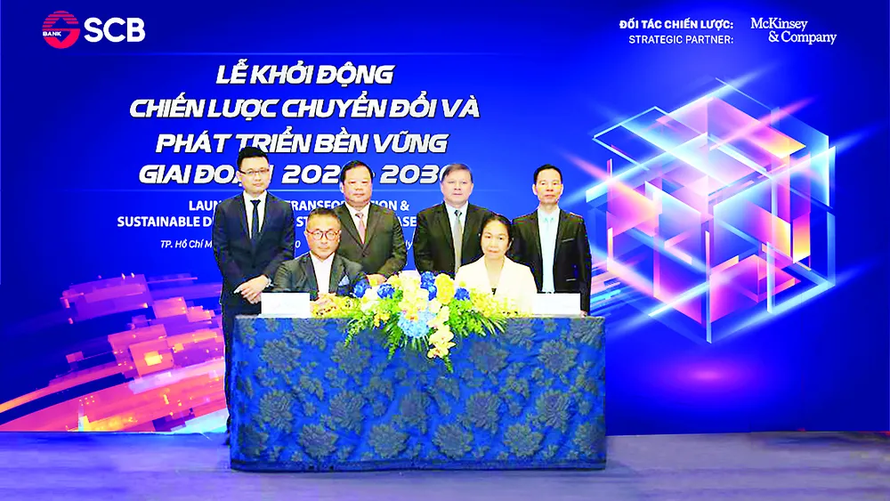 Đại diện SCB và McKinsey & Company ký kết hợp tác chiến lược