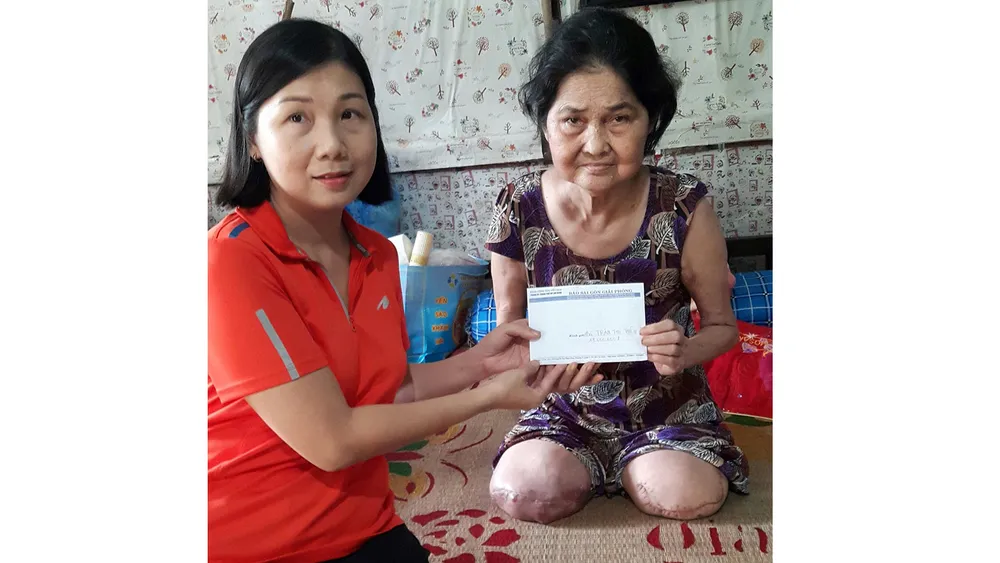 137,8 triệu đồng giúp bệnh nhân nghèo