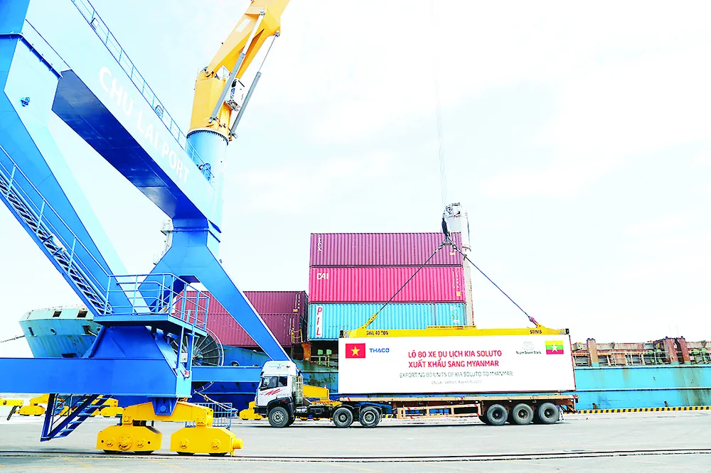 Thaco xuất khẩu xe Kia sang Myanmar ảnh 1