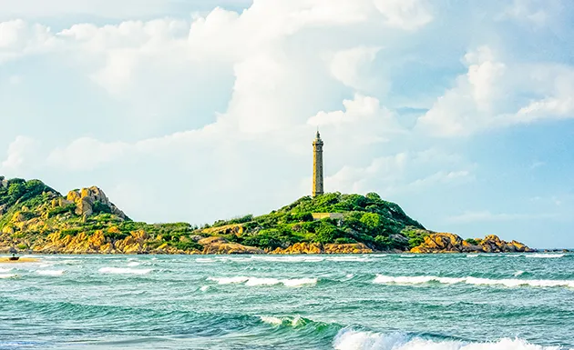 Nhớ người dựng đá tháp xưa 