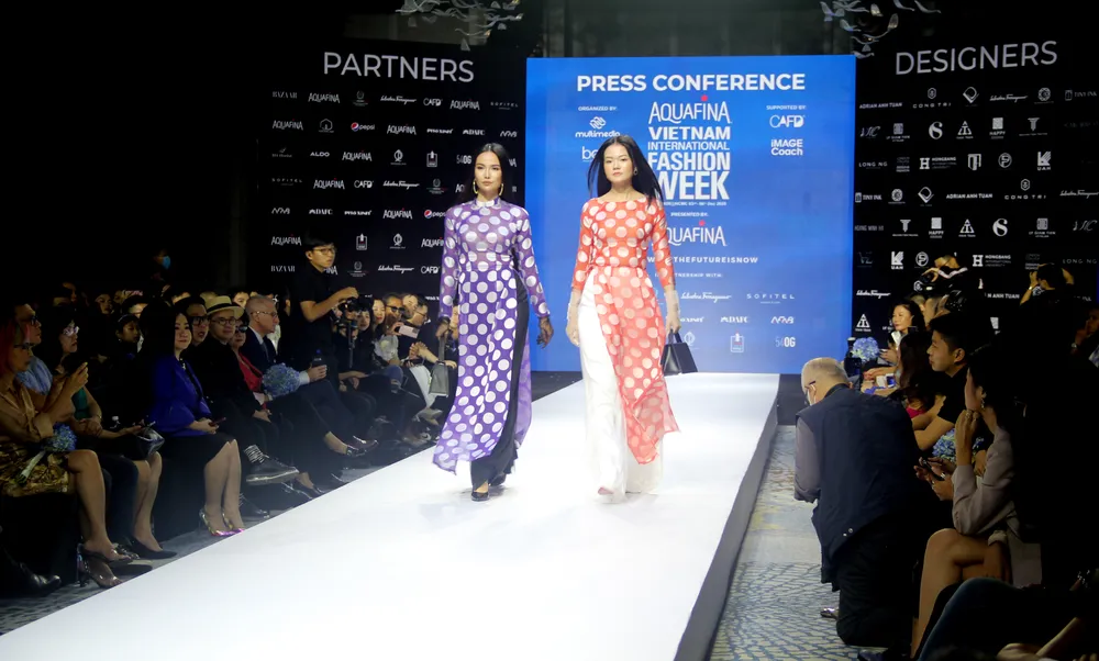 Thời trang Việt bứt phá ảnh 1