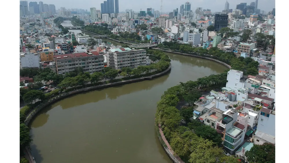 Nỗ lực xanh hóa những dòng kênh ảnh 1