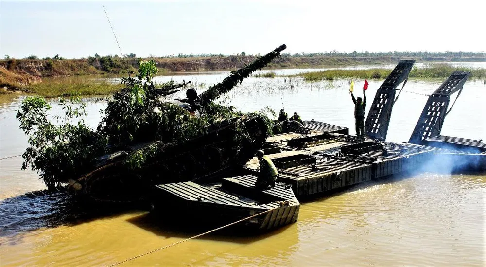 Luyện binh ứng chiến ảnh 3