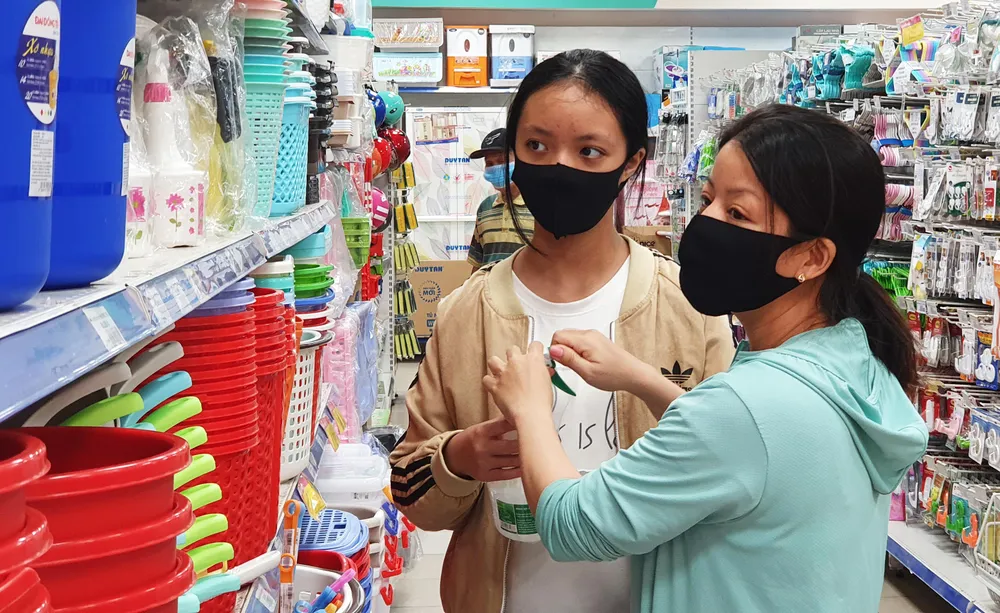 Cuối năm sức mua tăng ảnh 1