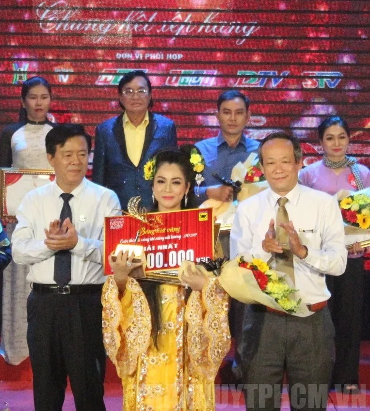 Nguyễn Thị Hàn Ni đoạt giải nhất Bông lúa vàng 2020 ảnh 1