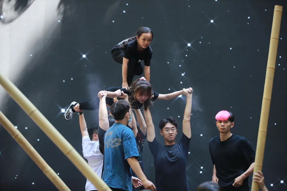 Lễ trao giải Quả bóng vàng Việt Nam 2020 rộn ràng trước giờ G ảnh 2