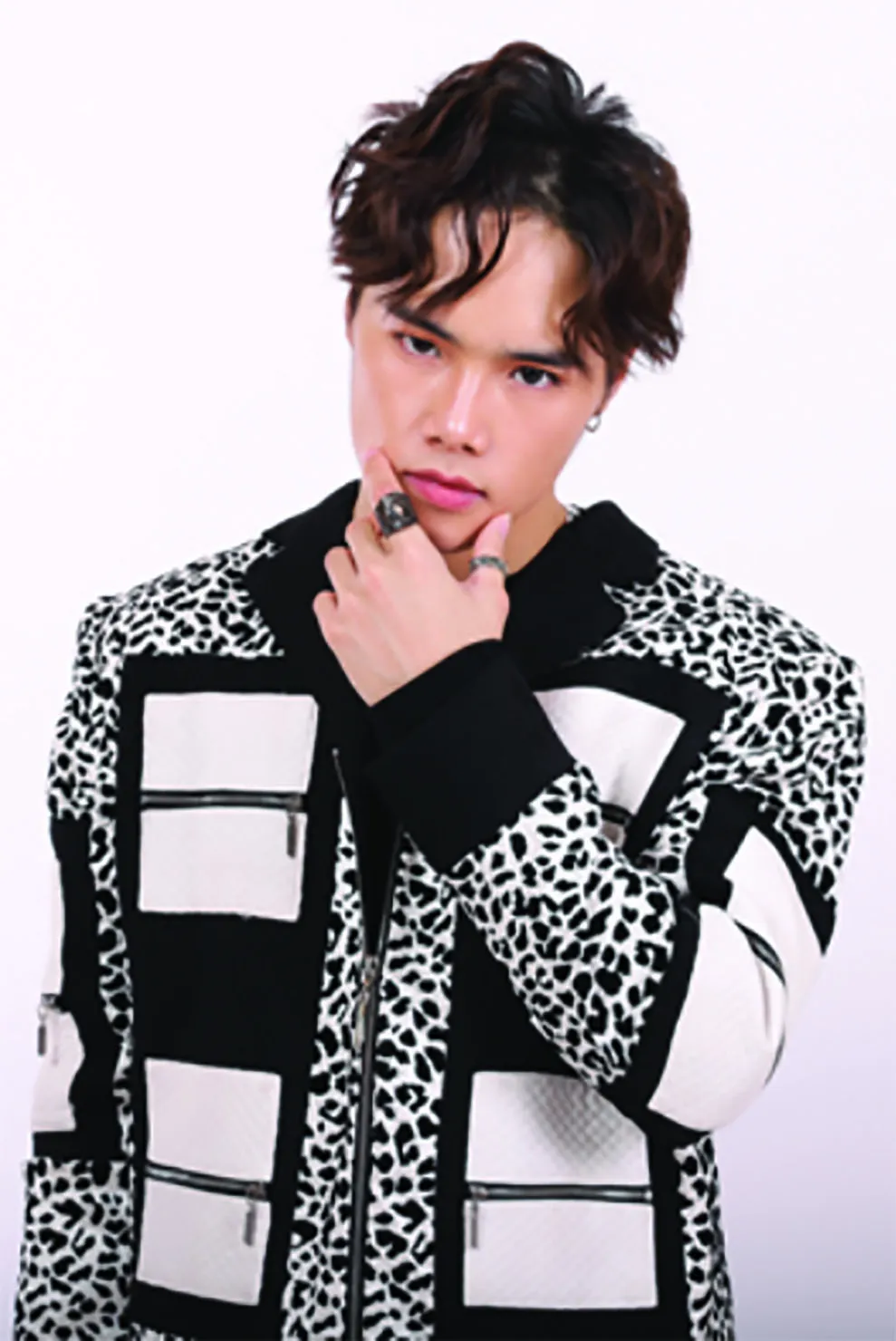 Jack - Nghệ sĩ Việt đầu tiên giành cúp danh giá của giải thưởng Truyền hình châu Á ATA 25th ảnh 3