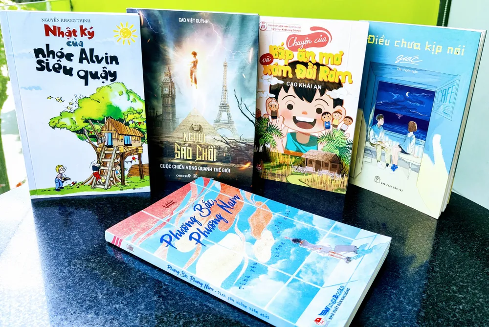 Nhập cuộc cùng văn chương ảnh 2