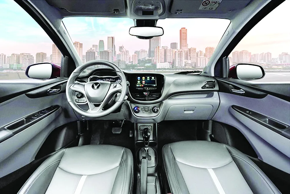 Chiếc xe “hot” nhất phân khúc A thêm 2 màu sơn xanh thời trang ảnh 3