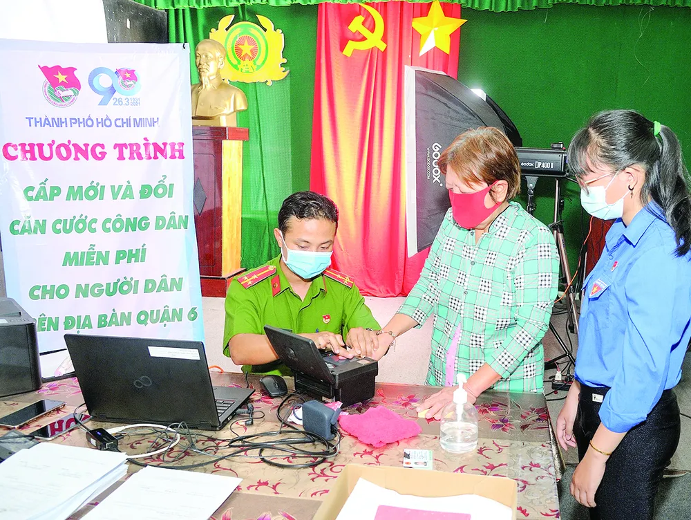 Khởi động Tháng thanh niên bằng hành động thiết thực ảnh 1