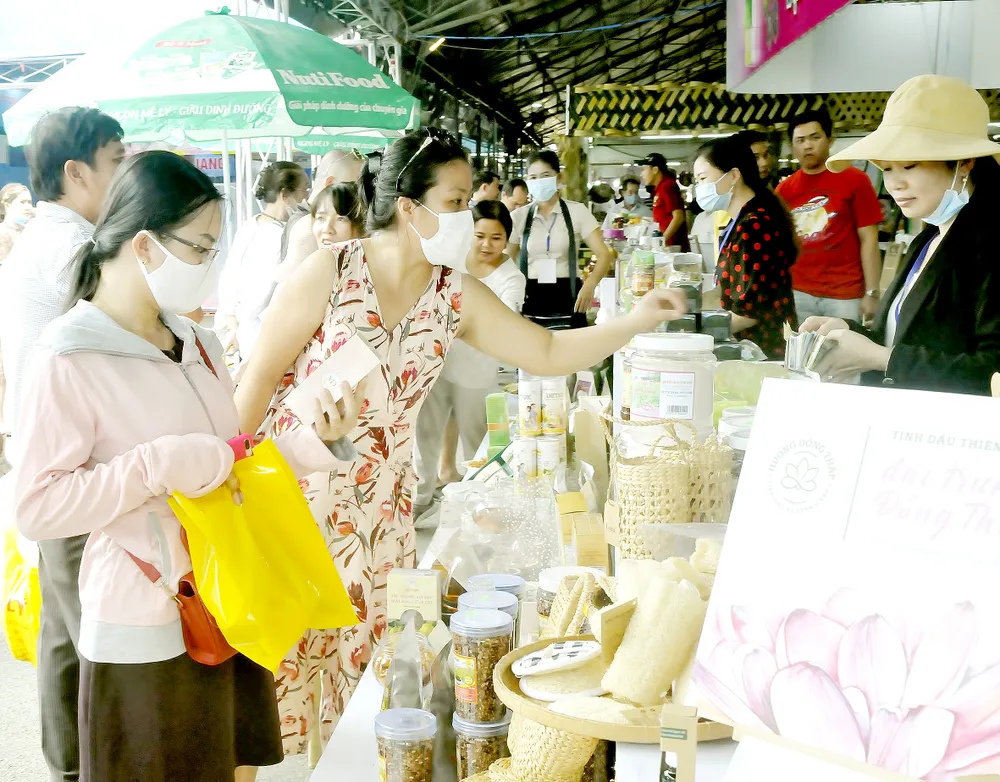 Chương trình mỗi xã một sản phẩm - OCOP: Nâng giá trị nông sản Việt ảnh 1