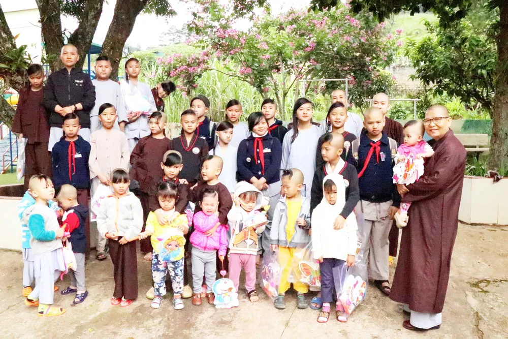 Cưu mang những mảnh đời bất hạnh ảnh 1