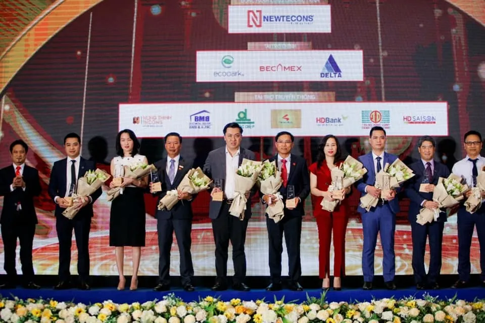Tổng Công ty Becamex IDC đứng đầu bảng xếp hạng Doanh nghiệp BĐS Công nghiệp uy tín nhất ảnh 1