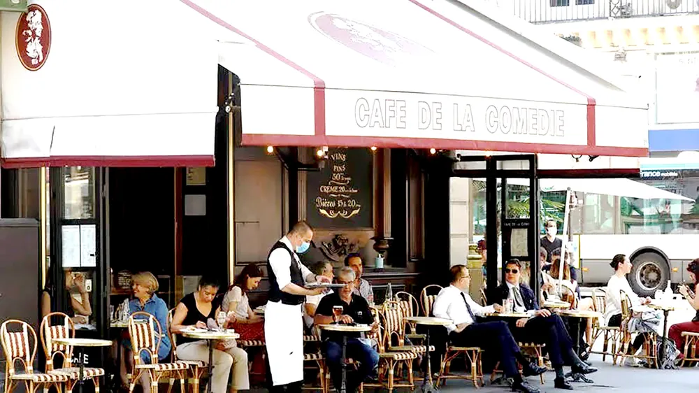 Châu Âu suy thoái kép, vẫn lạc quan ảnh 1