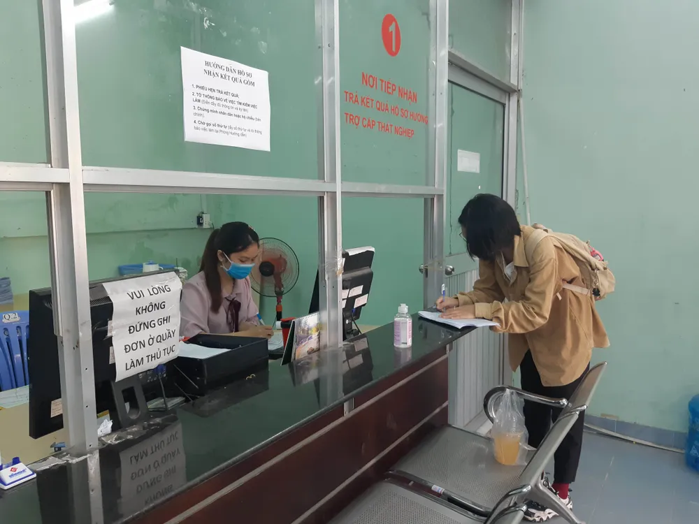 Sẻ chia với người lao động gặp khó mùa dịch ảnh 1