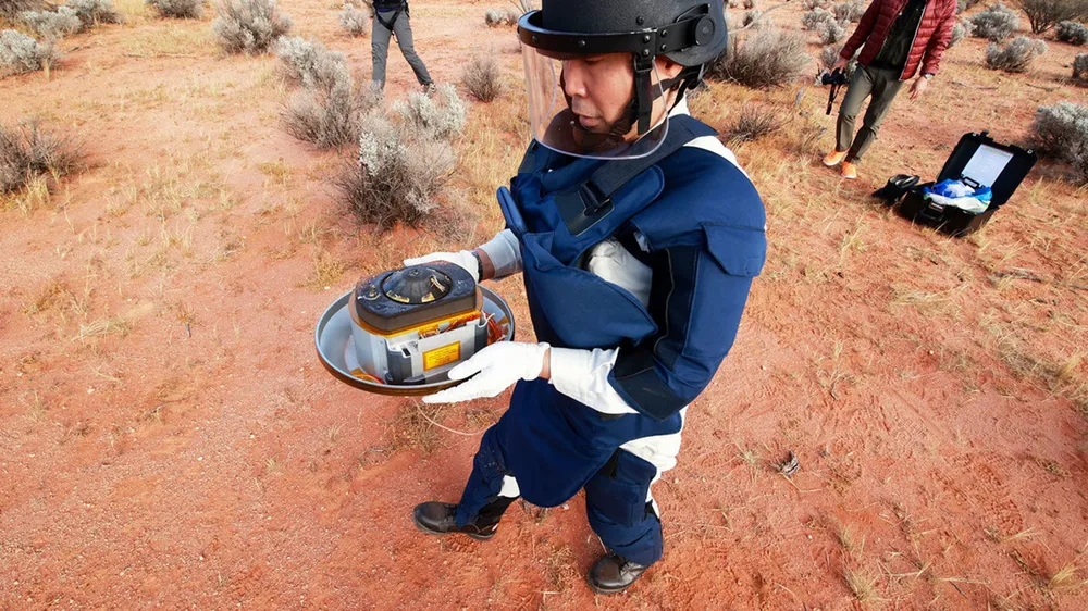 “Săn” khoáng sản trên không gian và đáy biển ảnh 1