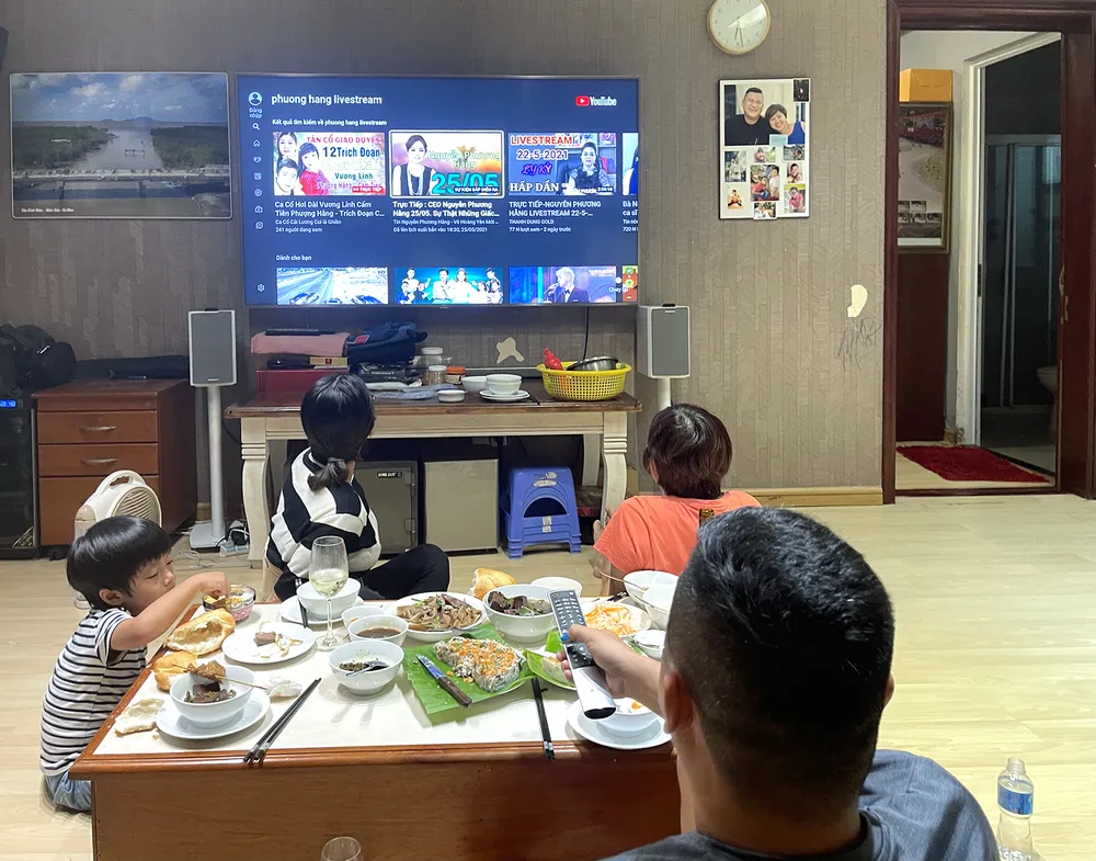 Chẩn trị “rác văn hóa” - Bài 1: Làm loạn trên mạng xã hội ảnh 1