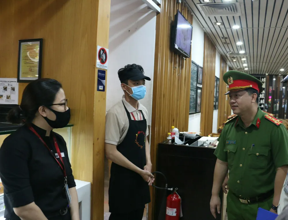 Người chỉ huy “truyền lửa” cho chiến sĩ ảnh 1