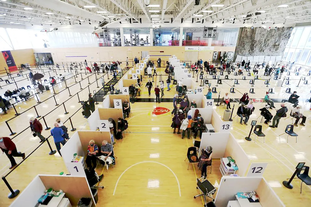 Cuộc đua sinh tử giữa vaccine Covid-19 và biến chủng SARS-CoV-2 ảnh 1