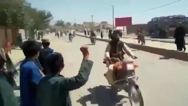 Taliban mở đợt tấn công lớn tại Afghanistan  ảnh 1