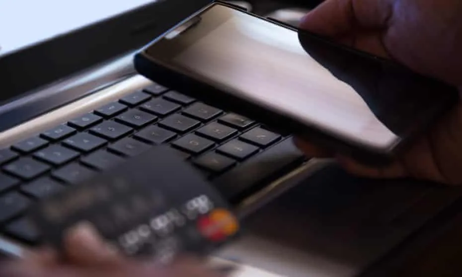 Nhiều người Mỹ bị lừa tiết lộ các thông tin tài chính nhạy cảm