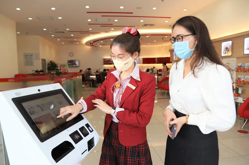 Giao dịch trực tuyến, tích điểm đổi quà hấp dẫn cùng HDBank Loyalty ảnh 2