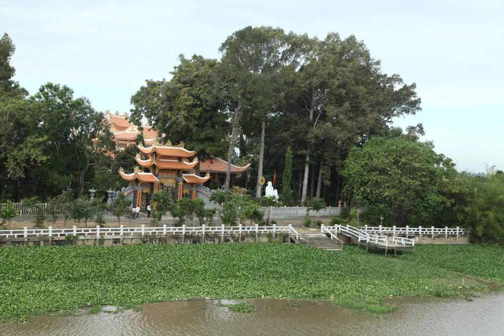 Long An phát triển du lịch thành kinh tế mũi nhọn ảnh 1