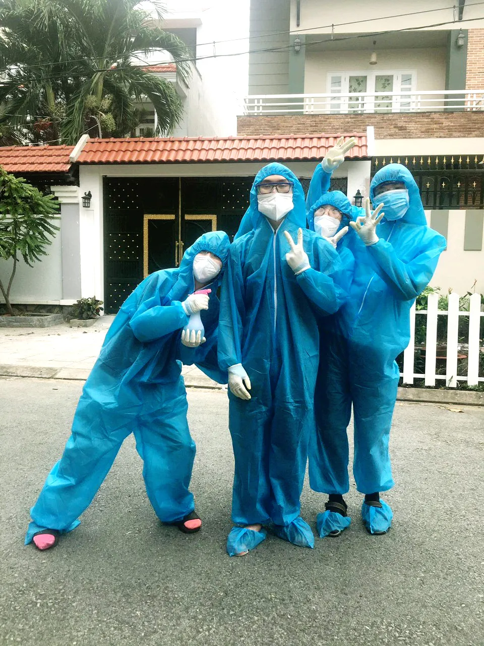 “Chiến sĩ” thể thao trên mặt trận chống dịch ảnh 2