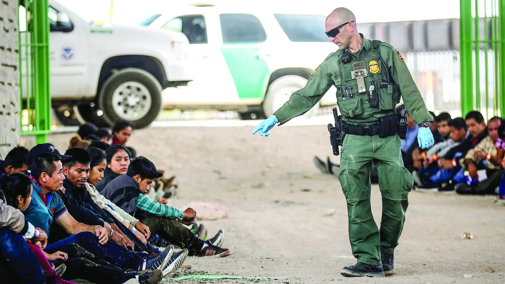 Mỹ vất vả đối phó khủng hoảng nhập cư  ảnh 1