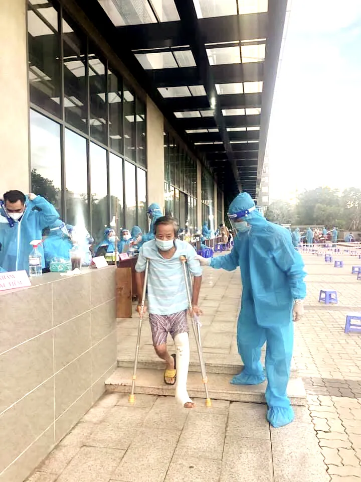 Những người thầy “vác tù và” giữa đại dịch ảnh 1