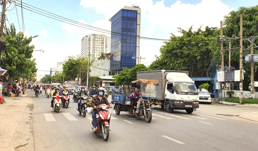 Đất dữ hóa lành ảnh 1