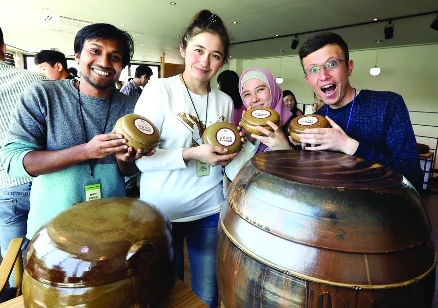 Nghệ thuật hồi sinh khắp xứ kim chi  ảnh 1