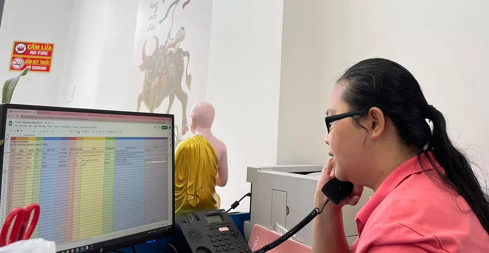 Vòng tay áo trắng ảnh 1