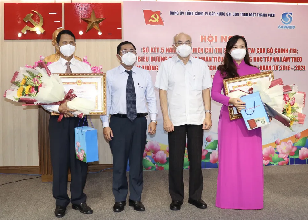 Mang tiện ích đến người dân ảnh 1