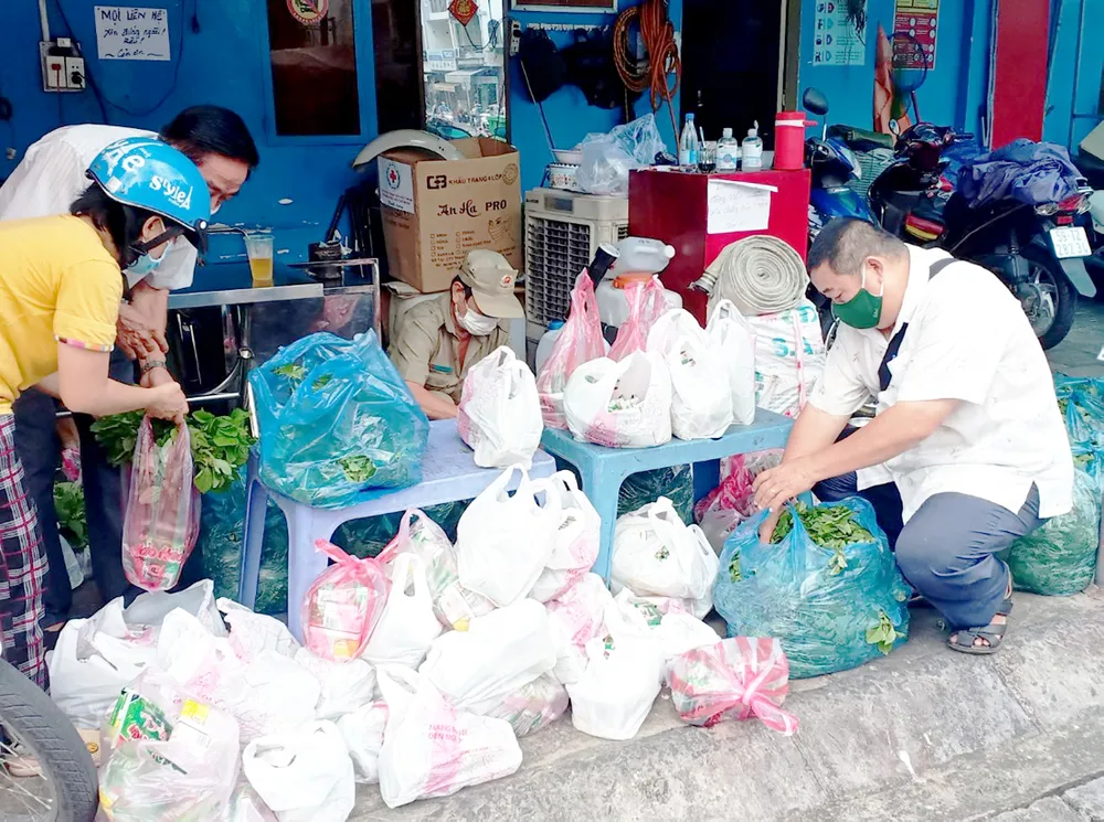 Vay nợ giúp người ảnh 1