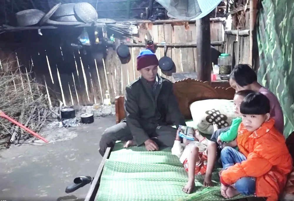 Một gia đình lâm vào cảnh ngặt nghèo ảnh 1