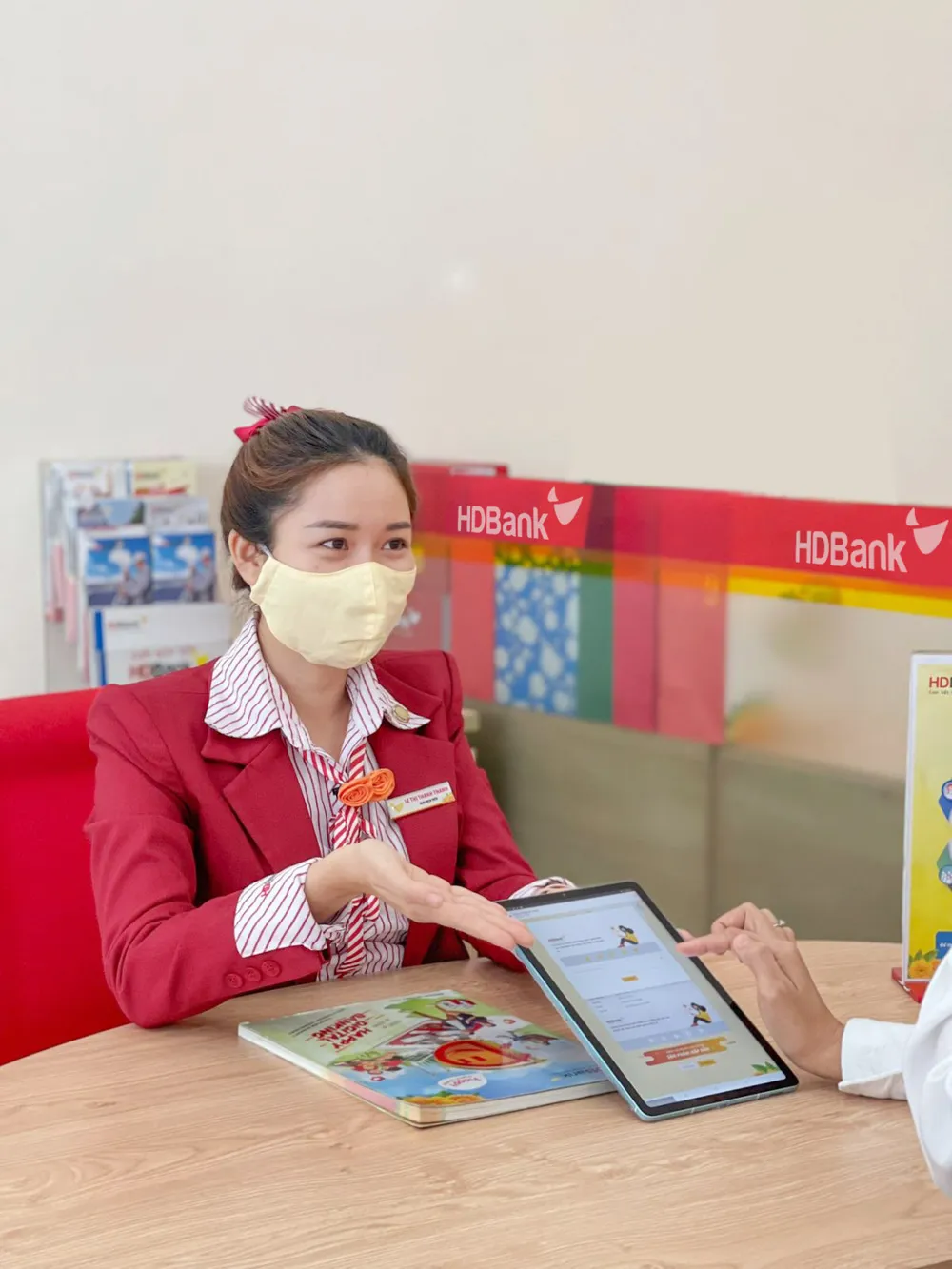 Nếu là khách hàng doanh nghiệp và muốn dùng dịch vụ số hóa của ngân hàng, đừng bỏ qua các thông tin này ảnh 2