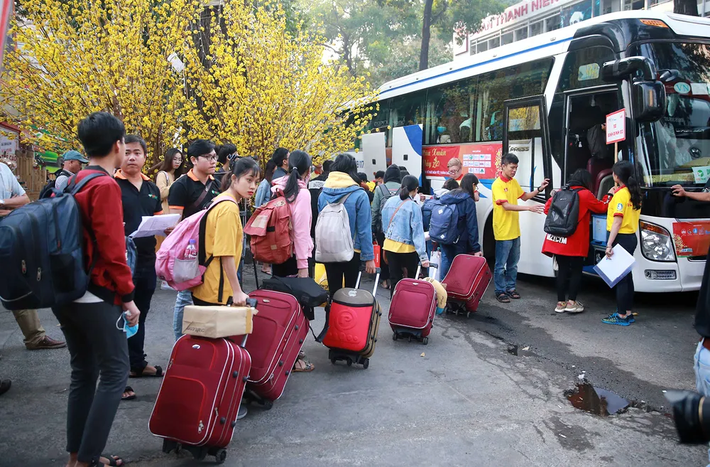 Đối diện áp lực  ảnh 1