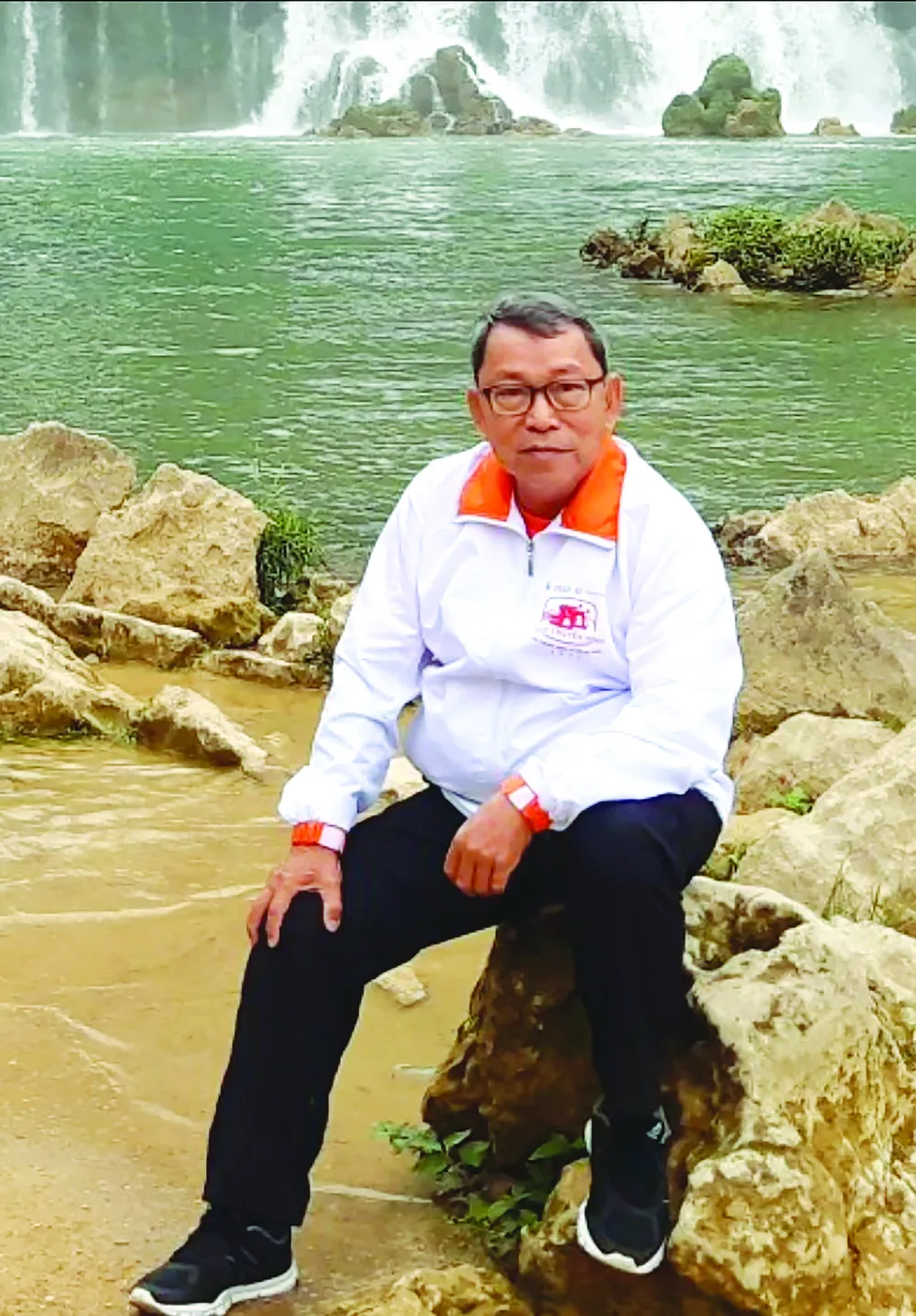 Cánh thư ký ức và mẫu tem Việt Nam thống nhất ảnh 2