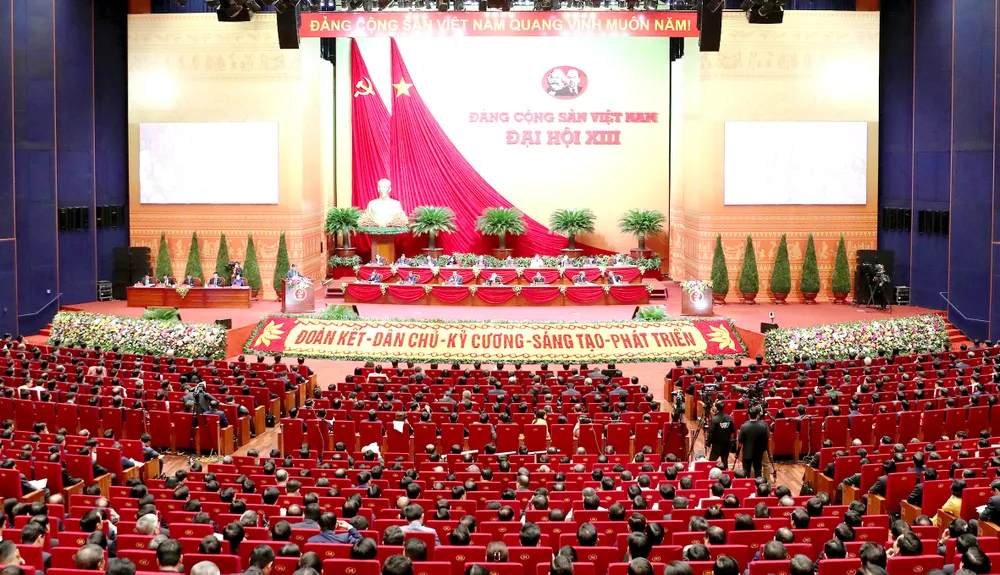 Kỷ niệm 92 năm Ngày thành lập Đảng Cộng sản Việt Nam (3-2-1930 - 3-2-2022): Để xứng đáng hơn nữa với nhân dân ảnh 1