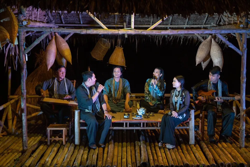 Saigontourist Group tung nhiều chương trình hấp dẫn dịp 8-3  ảnh 7