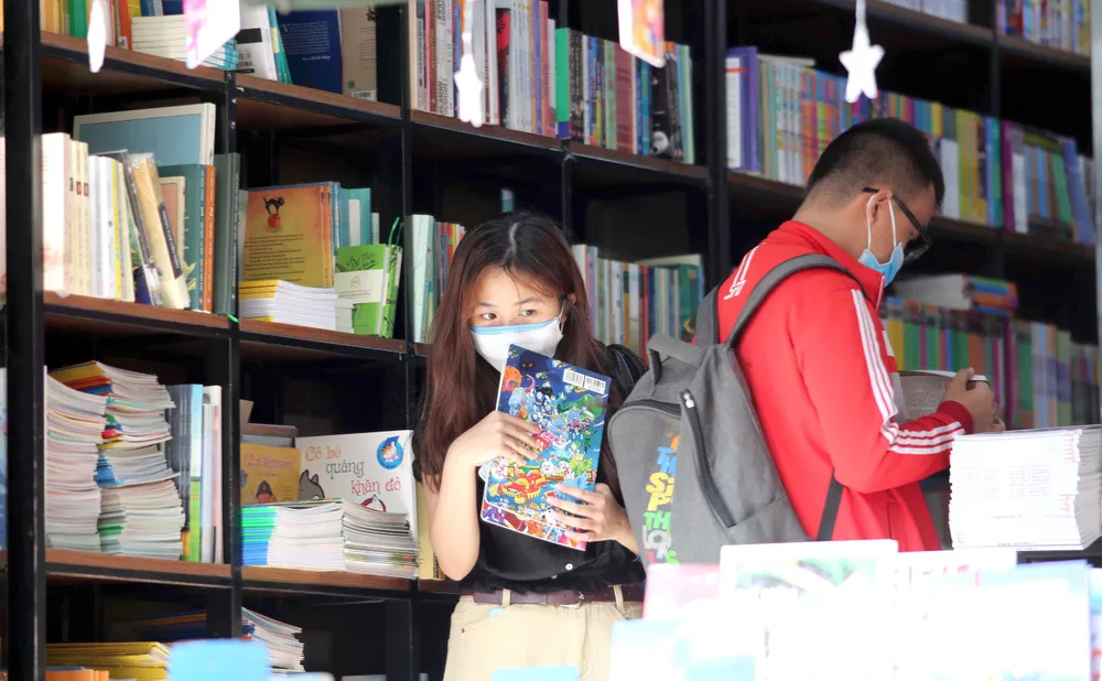 Tìm về lịch sử ảnh 1